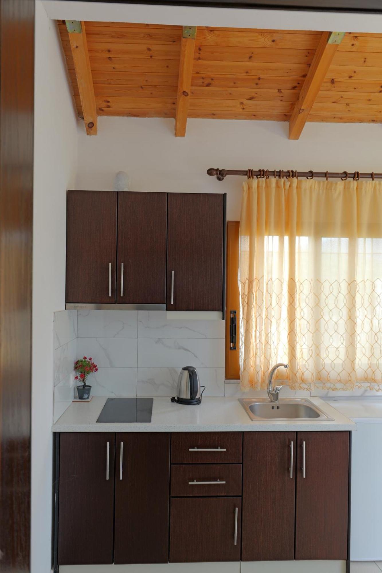 Brahimi Guest House Ksamil Luaran gambar