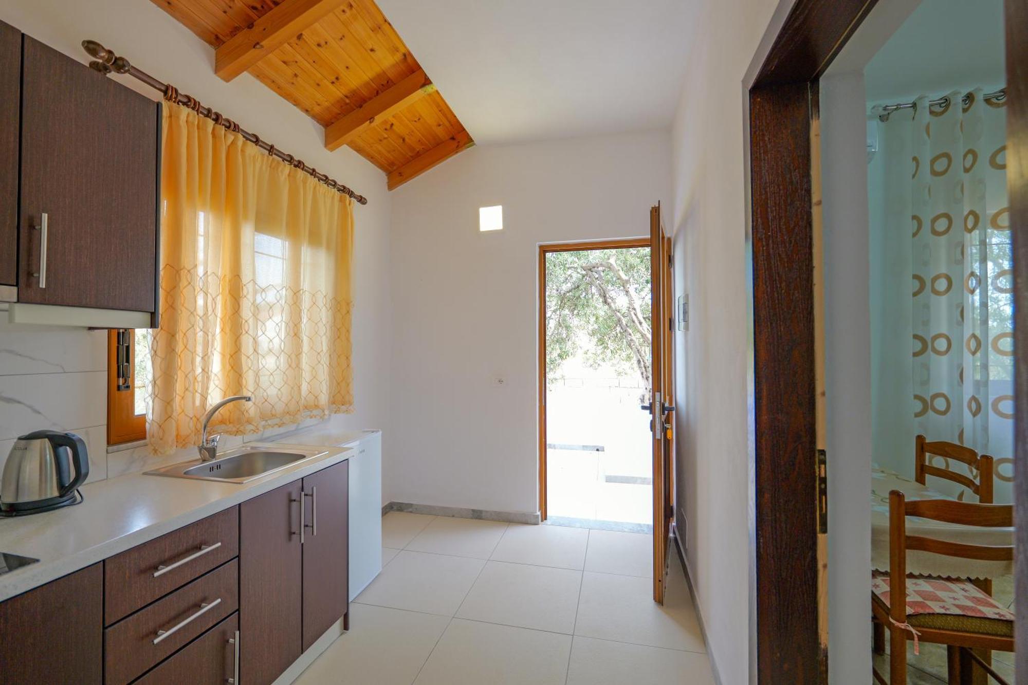 Brahimi Guest House Ksamil Luaran gambar