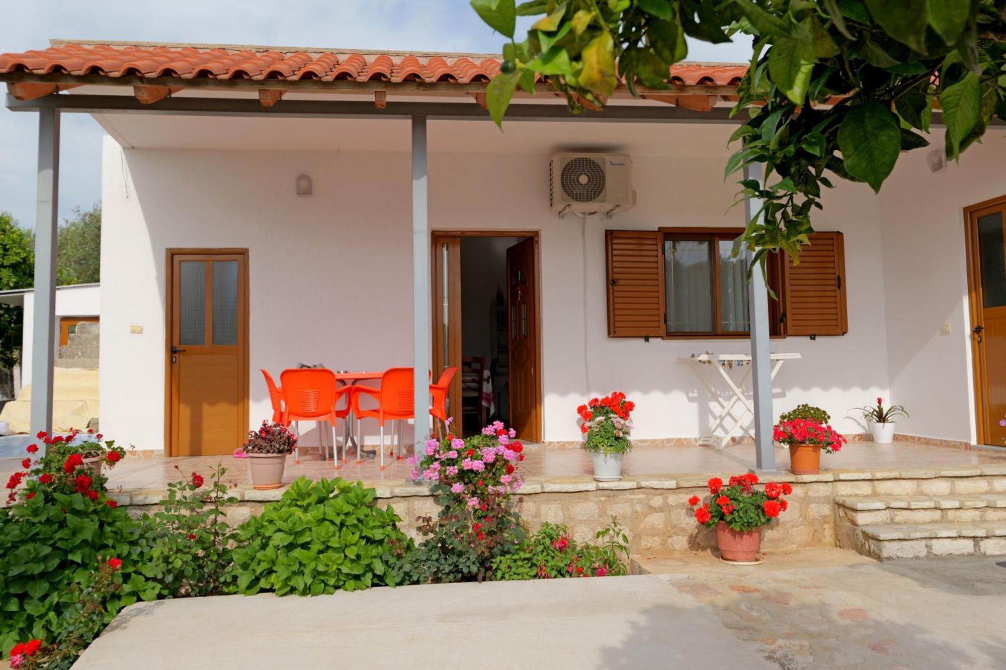 Brahimi Guest House Ksamil Luaran gambar