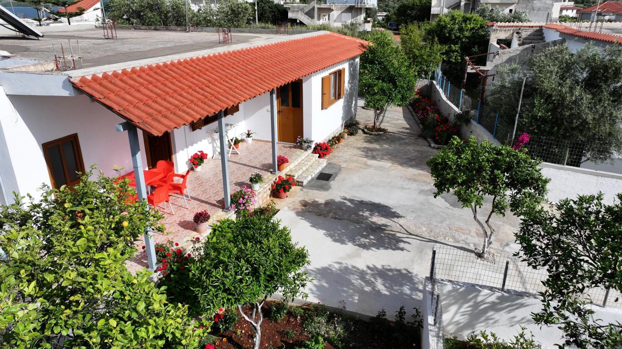 Brahimi Guest House Ksamil Luaran gambar