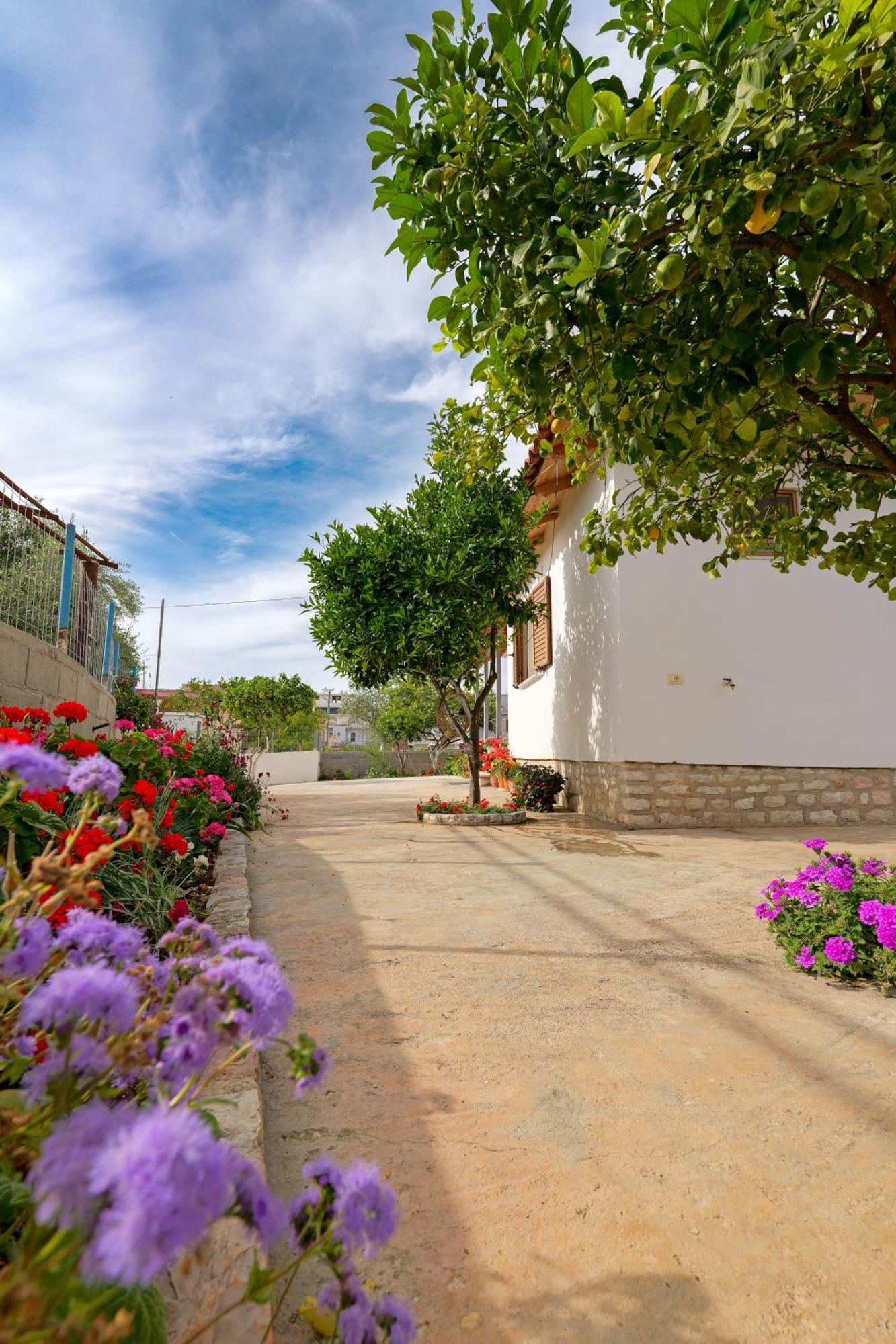 Brahimi Guest House Ksamil Luaran gambar