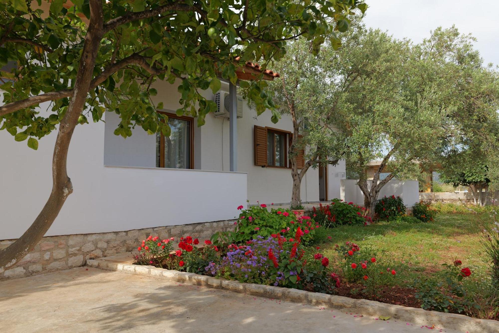 Brahimi Guest House Ksamil Luaran gambar